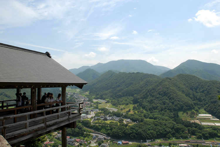 立石寺 山寺 松尾芭蕉の見た絶景に会いに行こう Qlip クリップ Japan Travel Tour Concierge