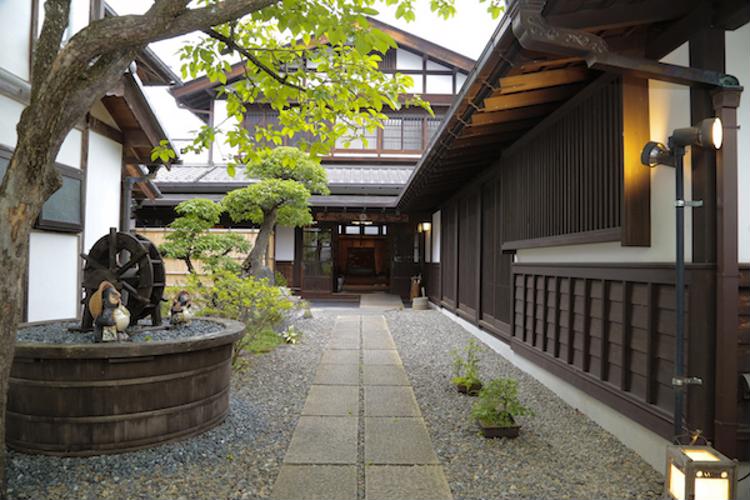 Miyamoto-ke: A 200 Year-Old Farmhouse